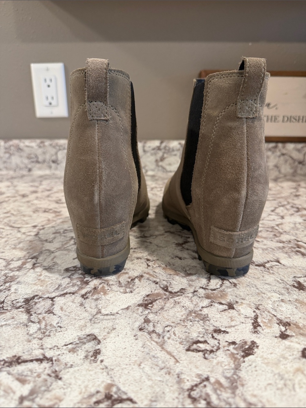 Suede Chelsea Boots in Taupe/Dusty Army Green for Women